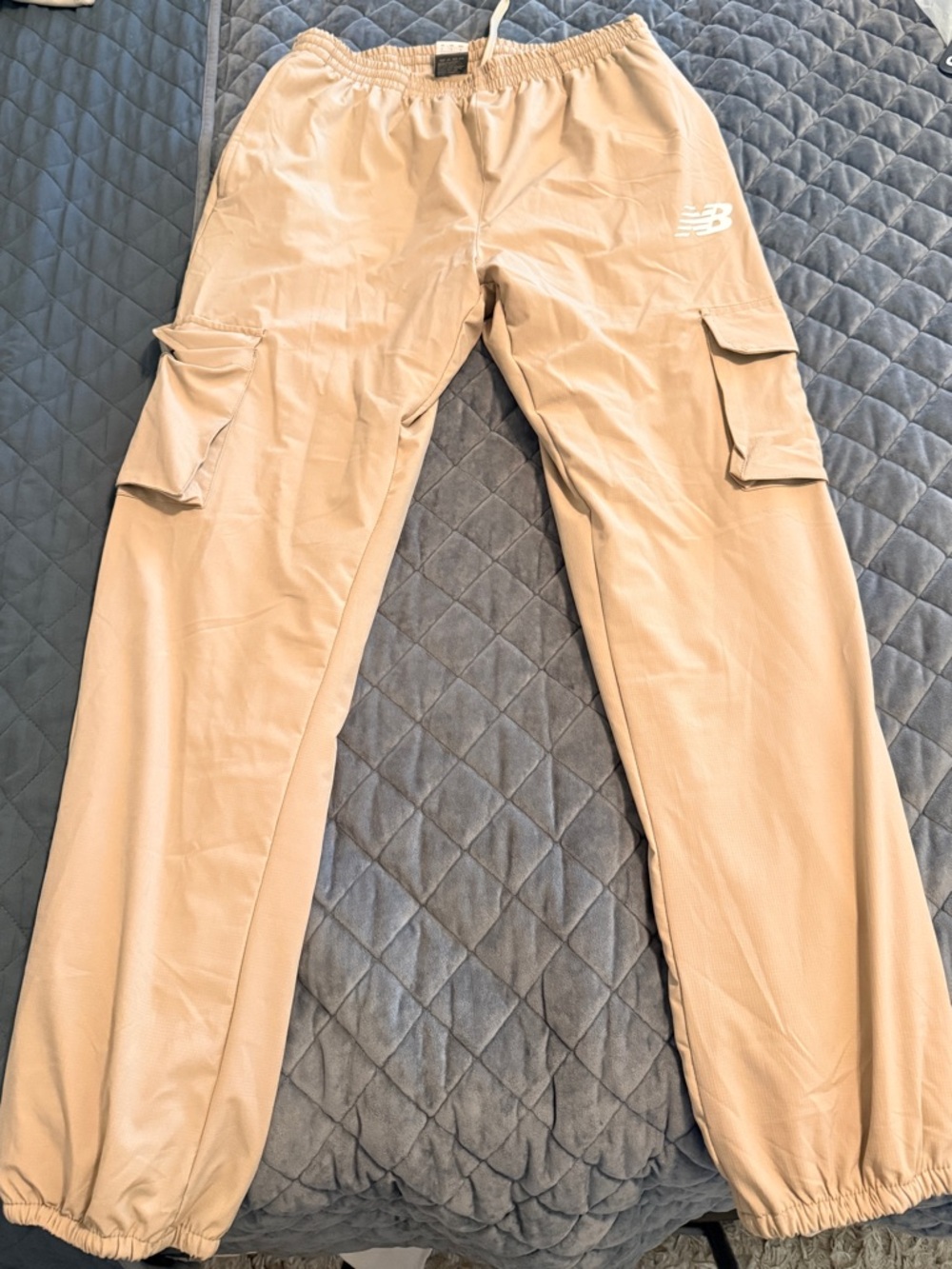 New Balance Men's Beige/Tan Cargo Track Pants